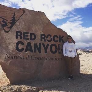 Meet your Posher, Ismelda