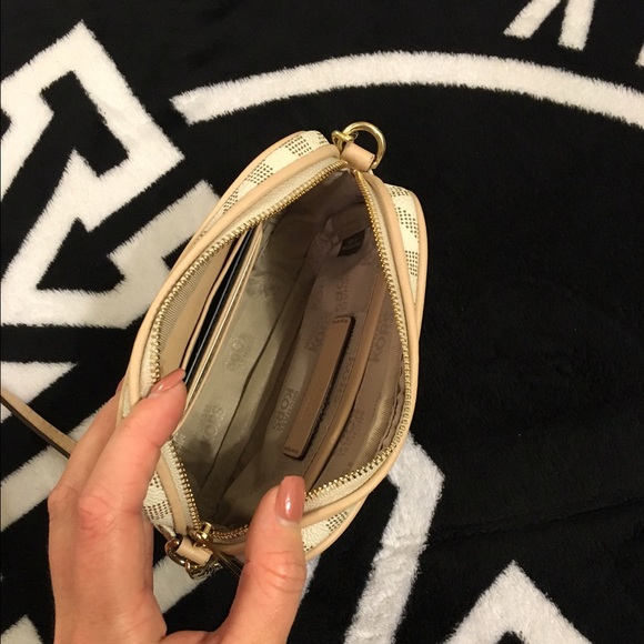 SOLD** - Picture 3 of 3