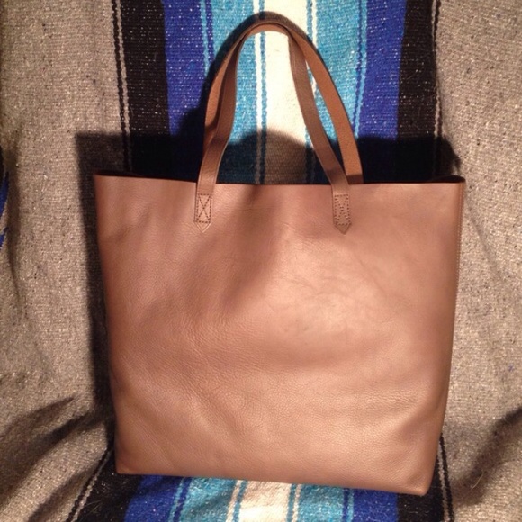 MADEWELL TRANSPORT TOTE IN CASTLE ROCK NWT - Picture 1 of 4