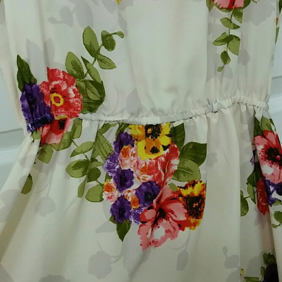 Hi-lo  dress - Picture 4 of 4