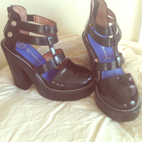 Gorgeous Jeffrey Campbell Babydoll Pumpe