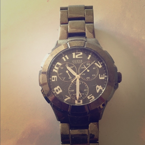 Guess Watch