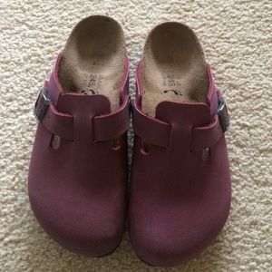 purple Birkenstock