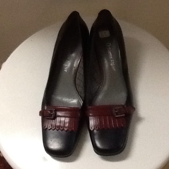 Aigner Shoe - Picture 3 of 4
