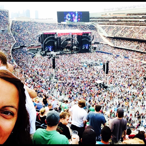 Meet your Posher, Cherry - Picture 4 of 4