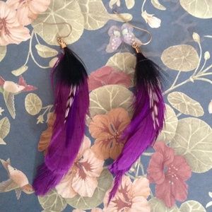 Lucky brand feathered earrings