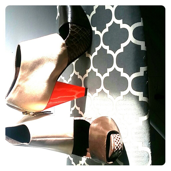 Womens bootie