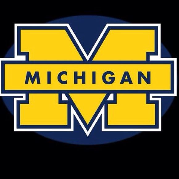 Meet your Posher, Ally - Picture 1 of 1