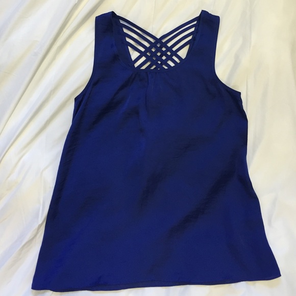 Nice Blue Tank! - Picture 2 of 2