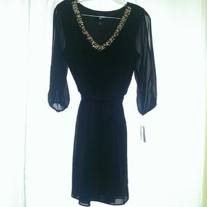 NWT Chiffon 3/4 Sleeves Black Dress