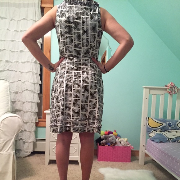 Tory Burch cotton sleeveless dress w fray design. - Picture 4 of 4