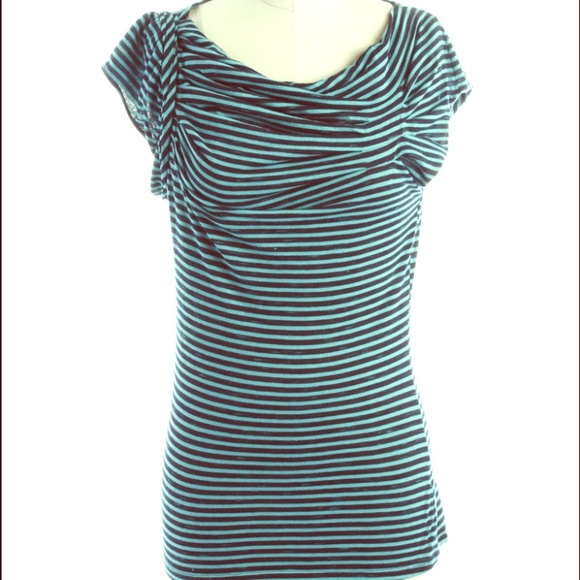 NWT Deletts by Anthropologie Stripe Top 🎅🏻🎁❣️