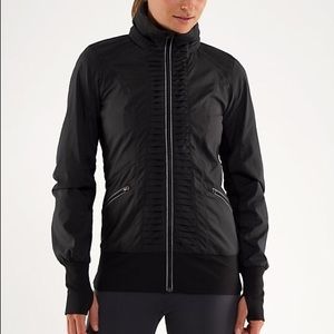 Lululemon jacket size 6