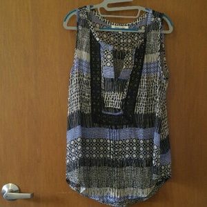 NWOT blue, white and black multi print top.