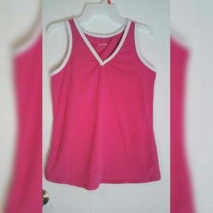 pink tank top