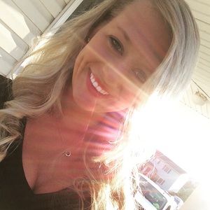 Meet your Posher, Joann