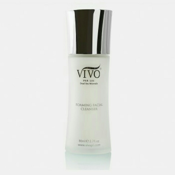 Vivo per lei  foaming facial cleanser