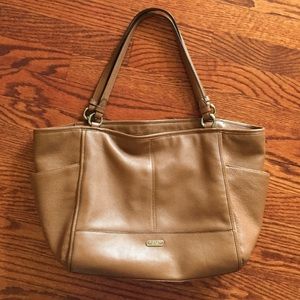 Tan Coach Purse great condition