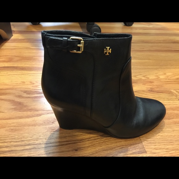 Tory burch wedges