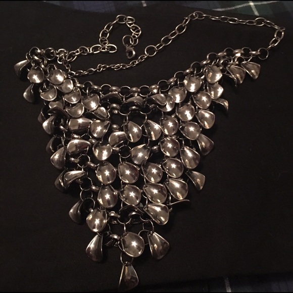Necklace - Picture 2 of 3