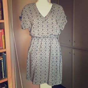 Dress -- 100% Silk 12th Street by Cynthia Vincent