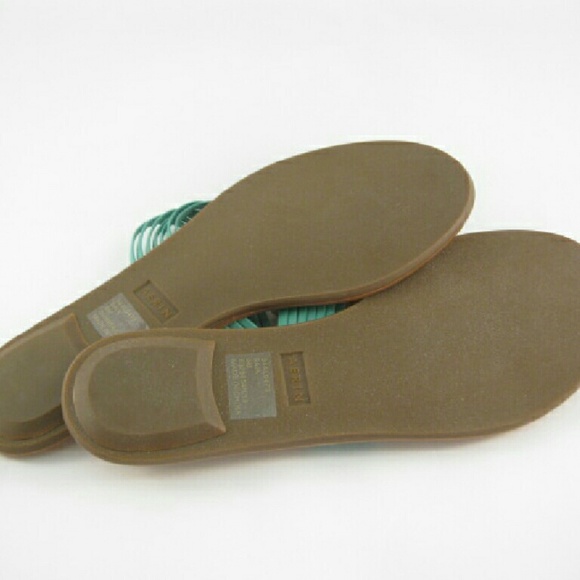 SOLD! Aerin Saia Womens Leather Thong Sandals - Picture 6 of 6
