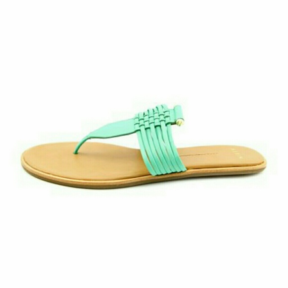SOLD! Aerin Saia Womens Leather Thong Sandals - Picture 2 of 6