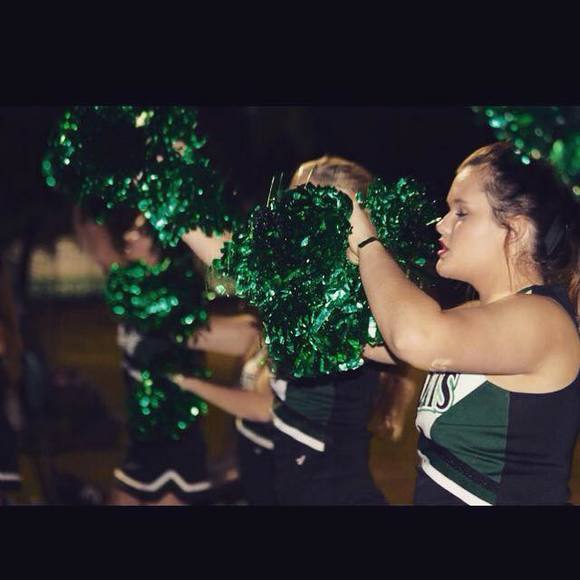 Meet your Posher, Deniacia