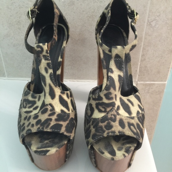 Jessica Simpson leopard platform heels