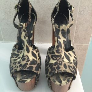 Jessica Simpson leopard platform heels