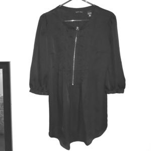 Black New York and Company tunic, Size M.