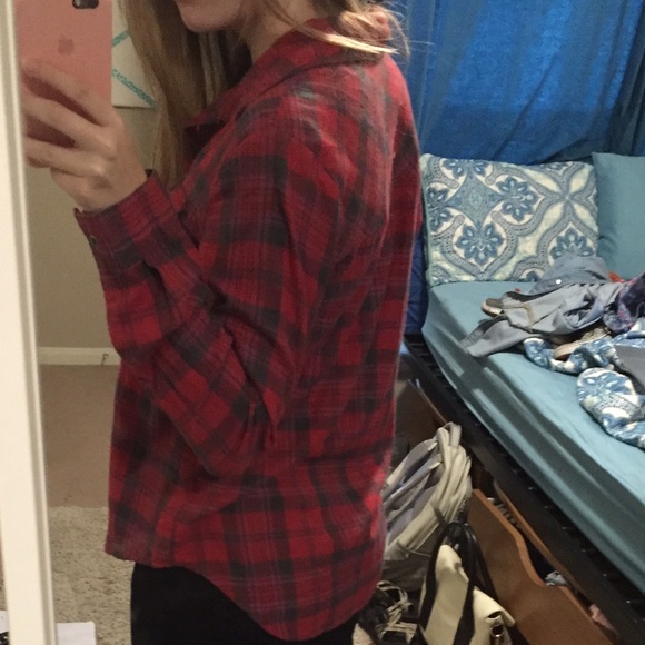 Red Flannel cotton 👔👚 - Picture 3 of 4