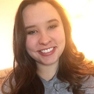 Meet your Posher, Alysia