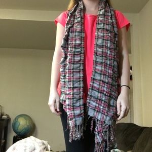 Brand New Plaid Scarf
