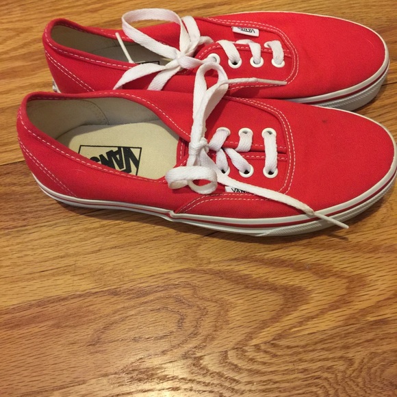 Vans - Picture 3 of 3