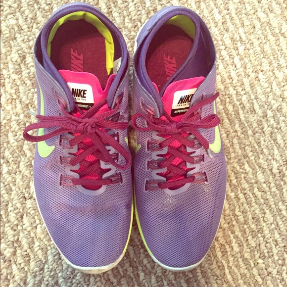 Nike shoes