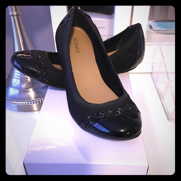 Black Alfani flats