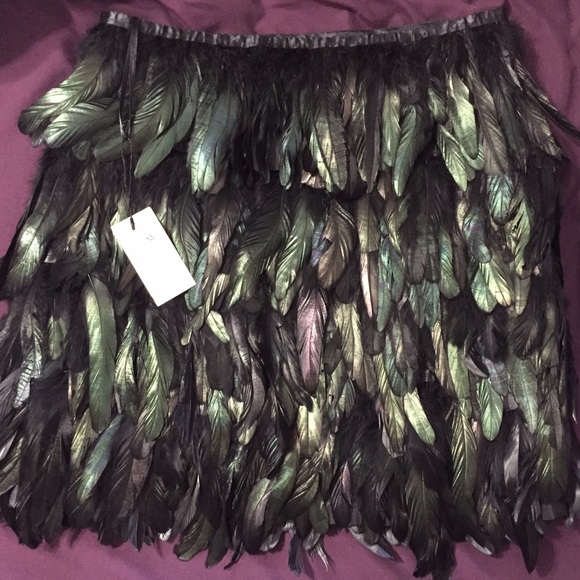 Beautiful rooster feather skirt! NWT/never worn