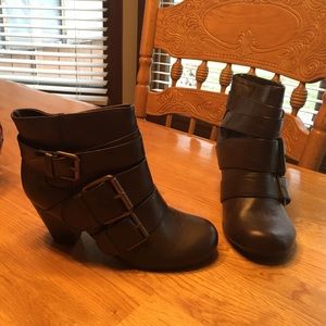 Women's booty boots