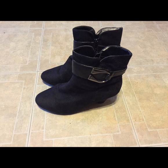 BOGO 50% Sale Little black boot