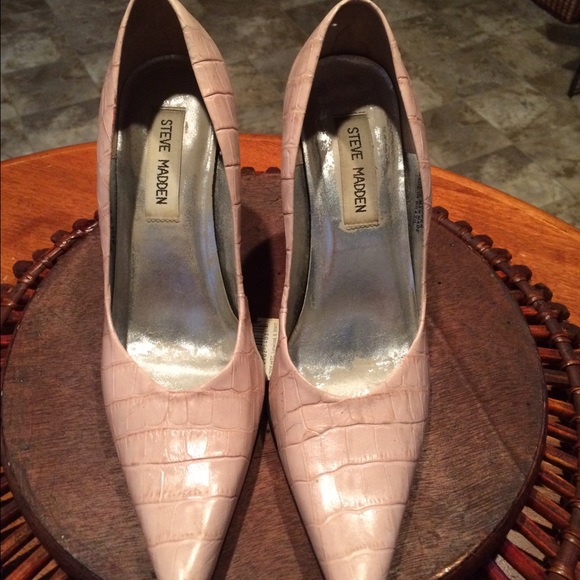 Sexy Steve Madden Pumps