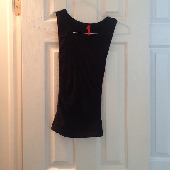 Body hugging back tank top