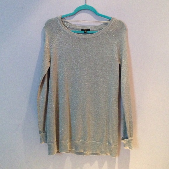 Silver sweater with metallic threading