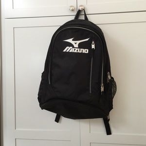 mizuno volleyball backpack