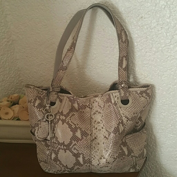 Fossil midum large handbag.