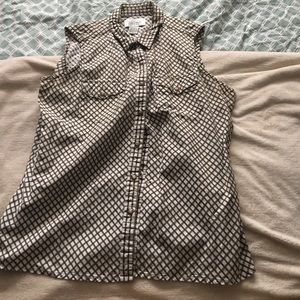 Women's wrangler sleeveless shirt.