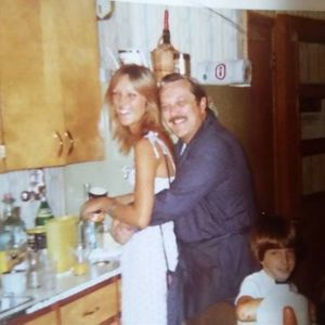 Meet your Posher, Sandy