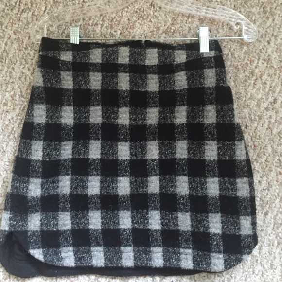 Madewell plaid skirt with scalloped sides.