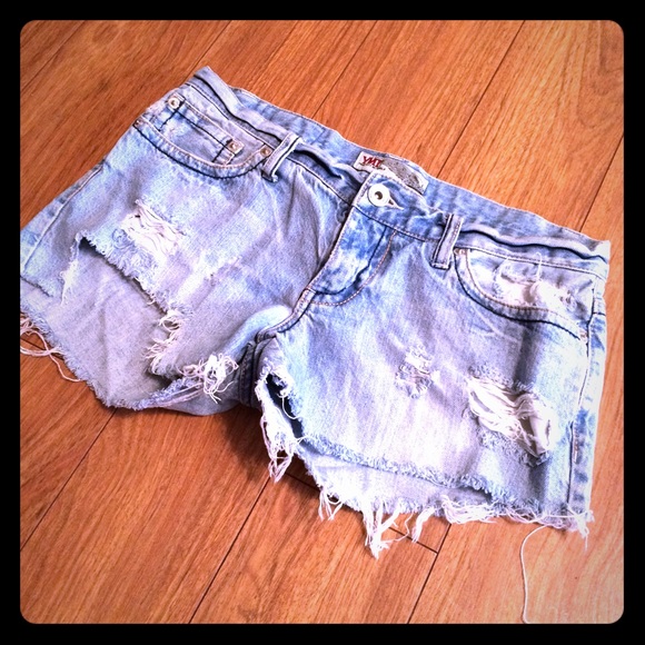 💙Destroyed denim shorts💙