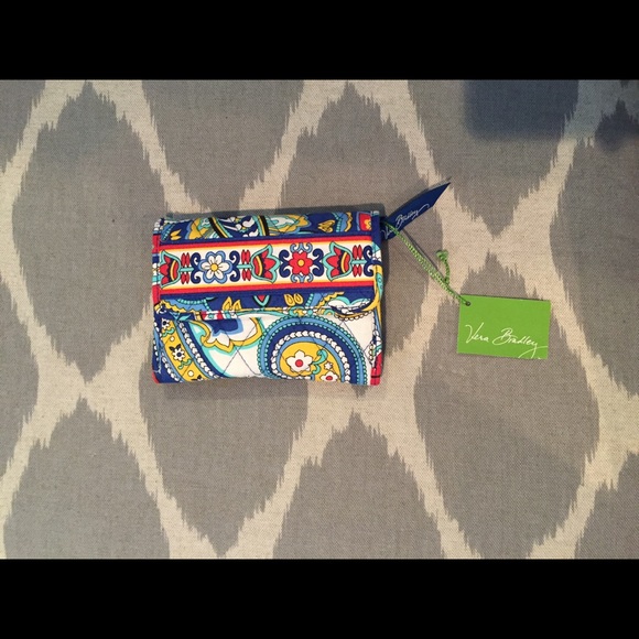 Vera Bradley Wallet - Brand New With Tags - Picture 1 of 2